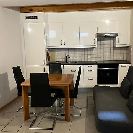 Quiet Flat In Nature In Apartman