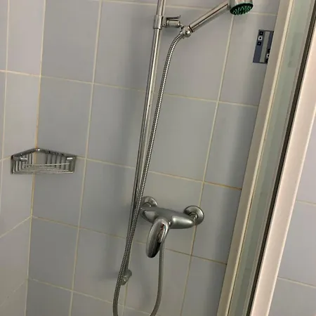 Quiet Flat In Nature In Lägenhet *