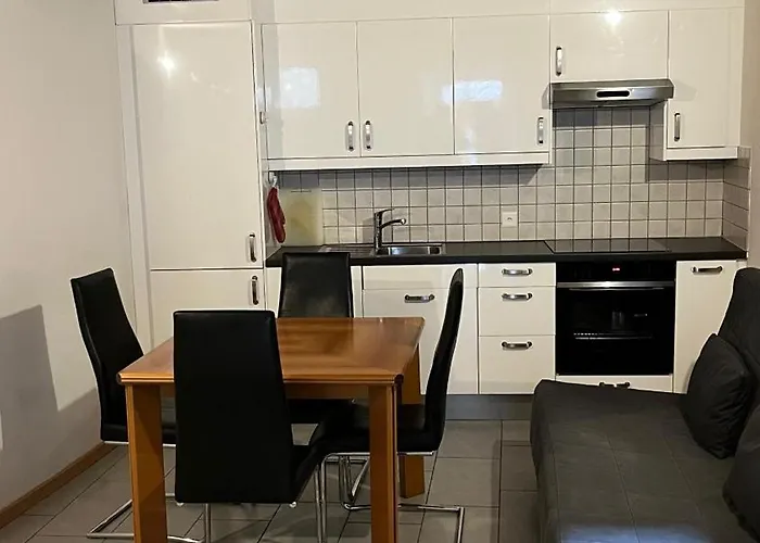 Quiet Flat In Nature In Apartment